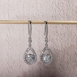Certified 18k White Gold 2.0ct Diamond Teardrop Earrings Moissanite Anniversary